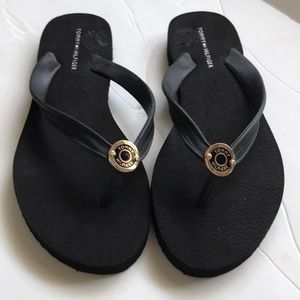 (Tommy Hilfiger ) Black sandals shoes